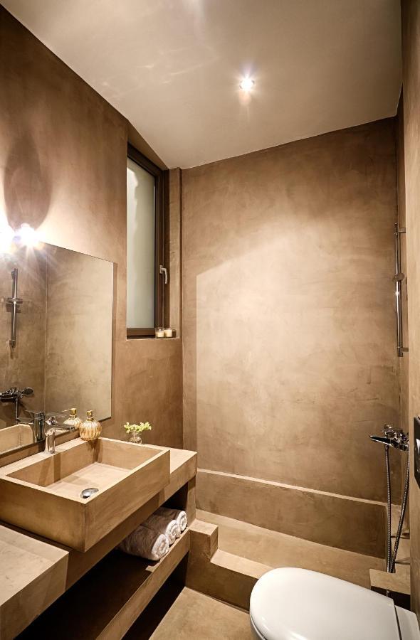 Euphoria Suites Avia ภายนอก รูปภาพ