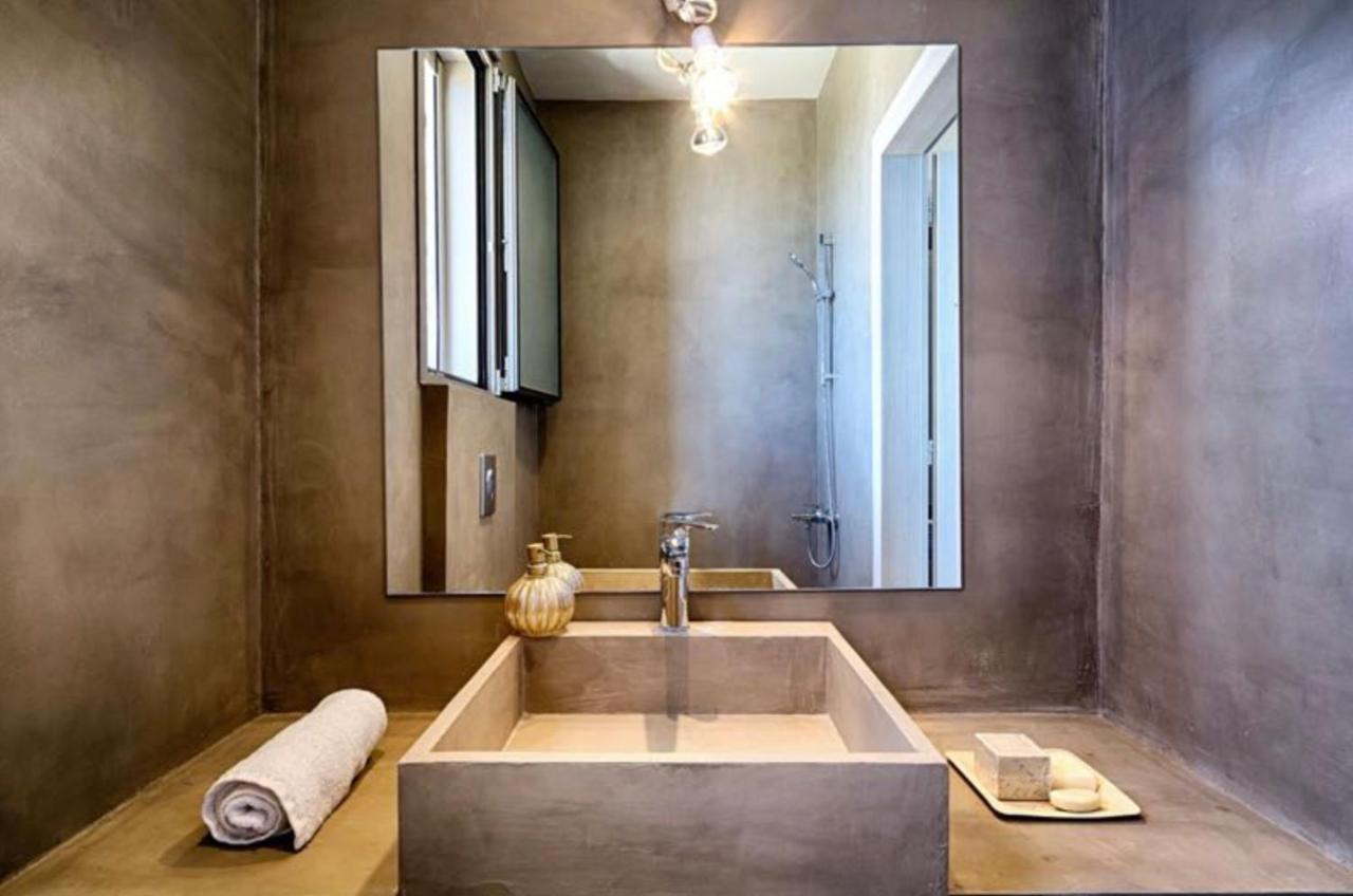 Euphoria Suites Avia ภายนอก รูปภาพ